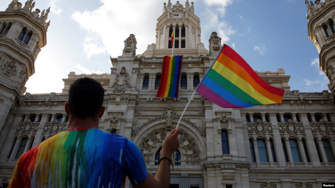 Pelangi di Langit Dunia: Perjalanan Hak LGBT di Berbagai Negara